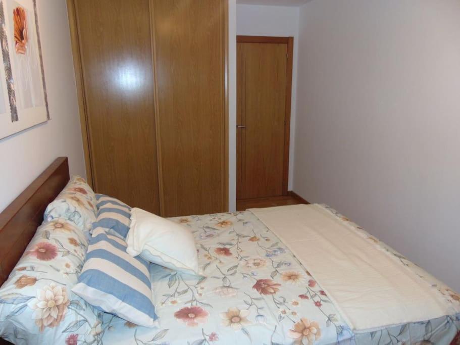 Apartamento Con Jardin Сантьяго-де-Компостела Экстерьер фото